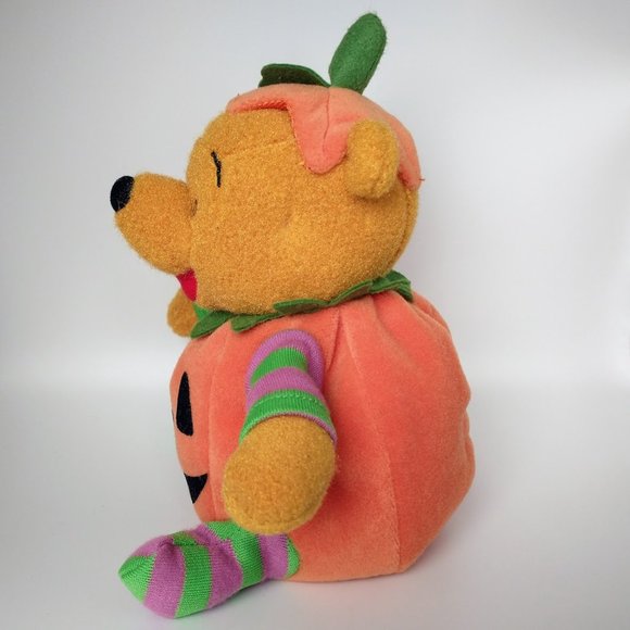 Winnie the Pooh Halloween Plush - Picture 3 of 5